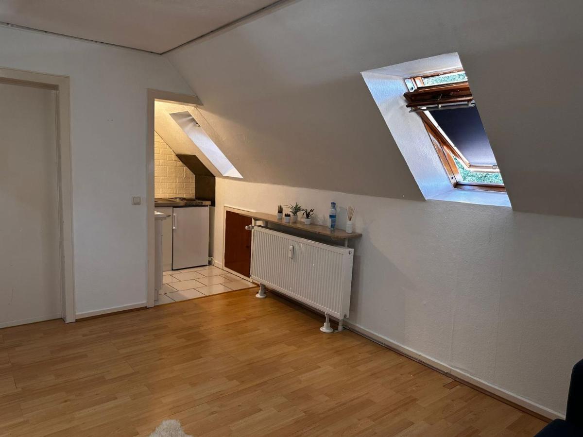 A&V Apartments Gemuetliche Rheinblick Wohnung Apt Daisy Дуйсбург Екстериор снимка